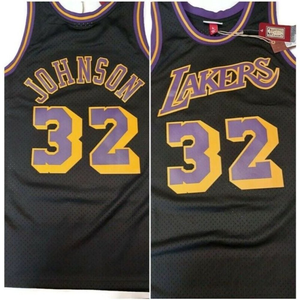Mitchell & Ness Size L Los Angeles Lakers 1984-85 Magic Johnson Swingman Jersey
